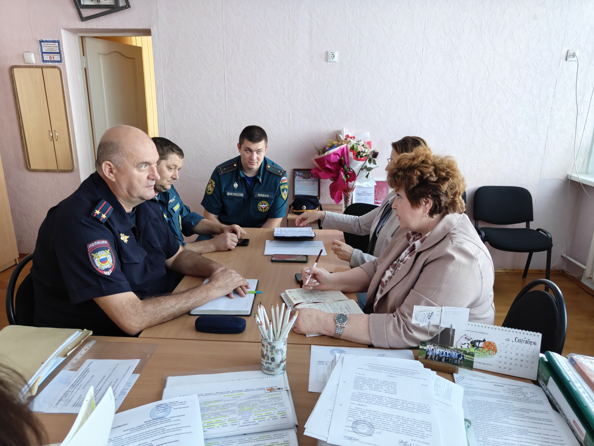 Прошла плановая учебная тренировка по эвакуации из здания при пожаре и действиях в чрезвычайных ситуациях